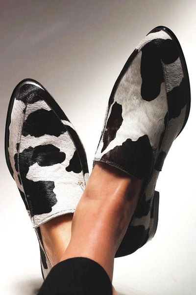 Damen Leder Loafer mit Animal-Print – Flache Alltagsschuhe mit spitzer Zehenpartie